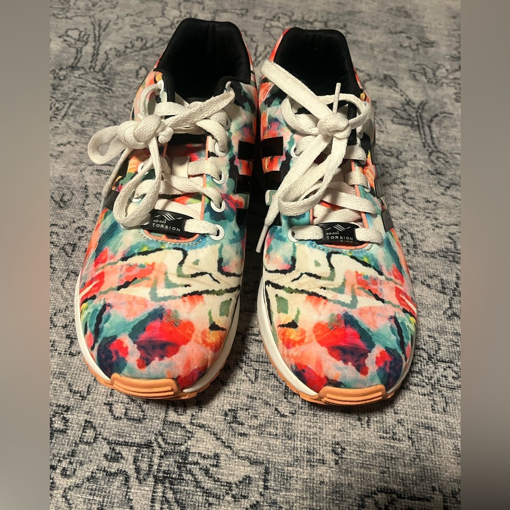 Adidas Torsion sneakers